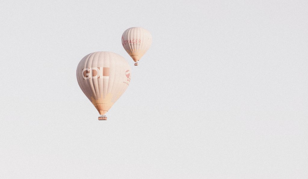 Mika kutsuu sinua tassa hetkessa kuinka seurata omaa polkuaan ja luoda todeksi oma sisainen maailma